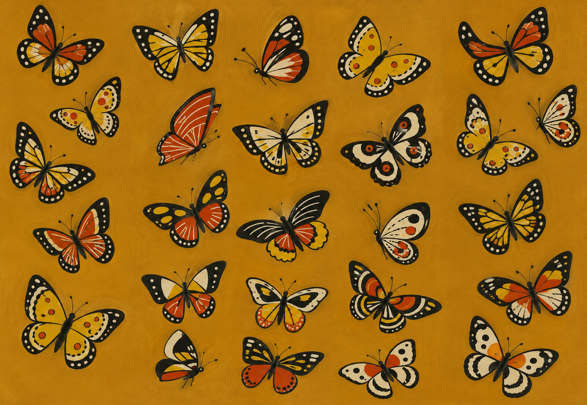 Schmetterlinge im Flug auf ockerfarbenem Grund (Querformat)