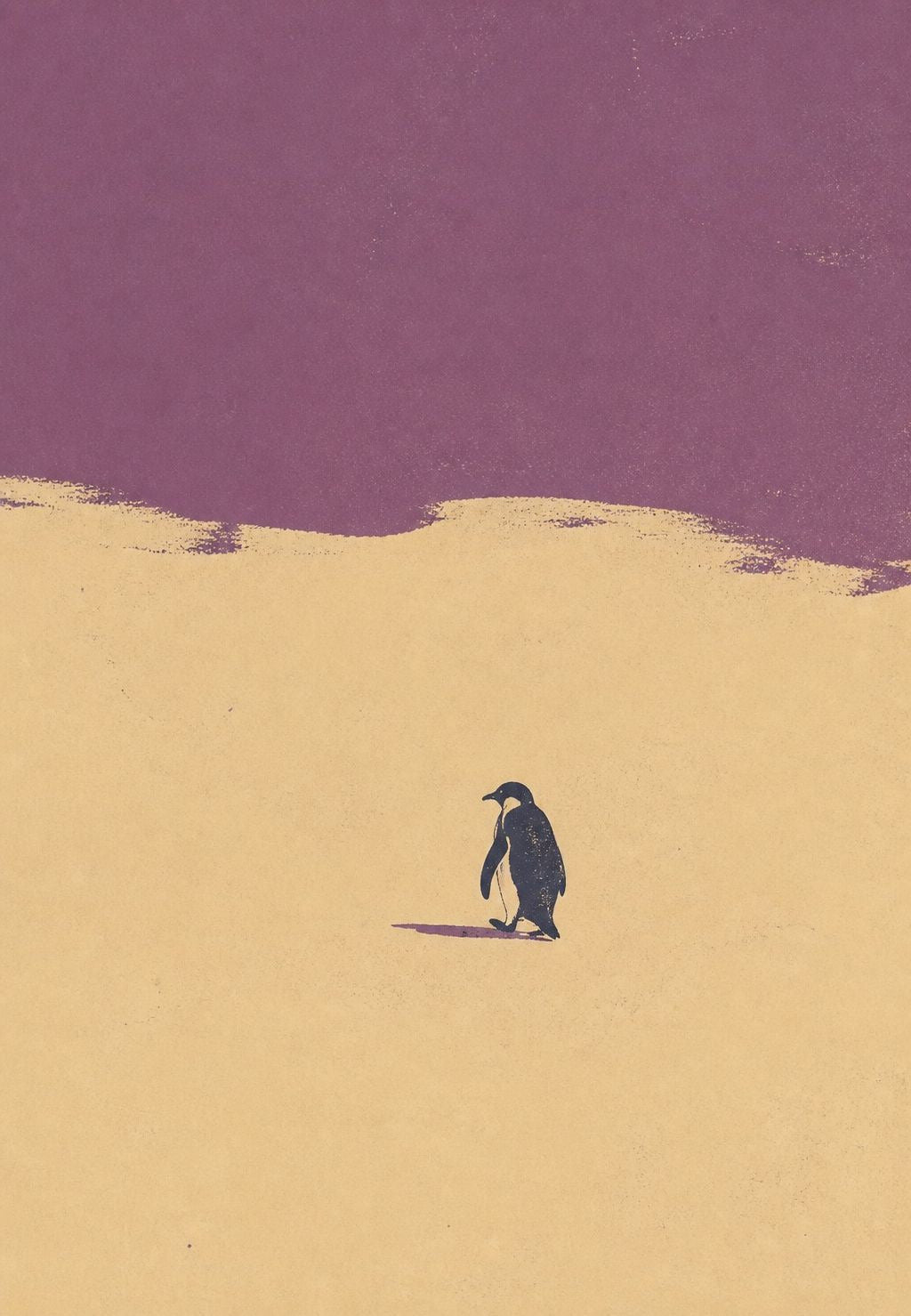 Pinguin auf der malvenfarbenen Düne