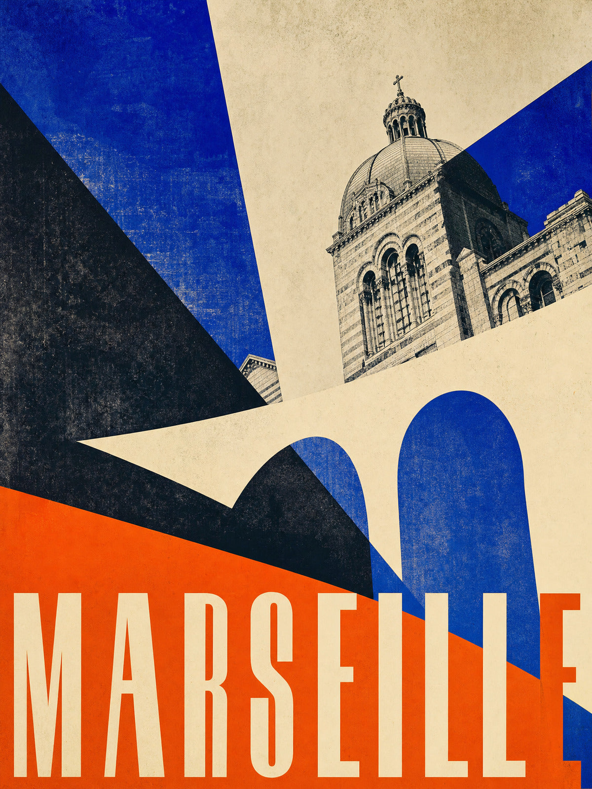Marseille - La Major en contre-plongée