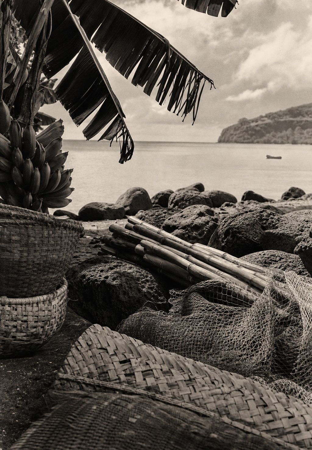 Martinique - Körbe am Wasser